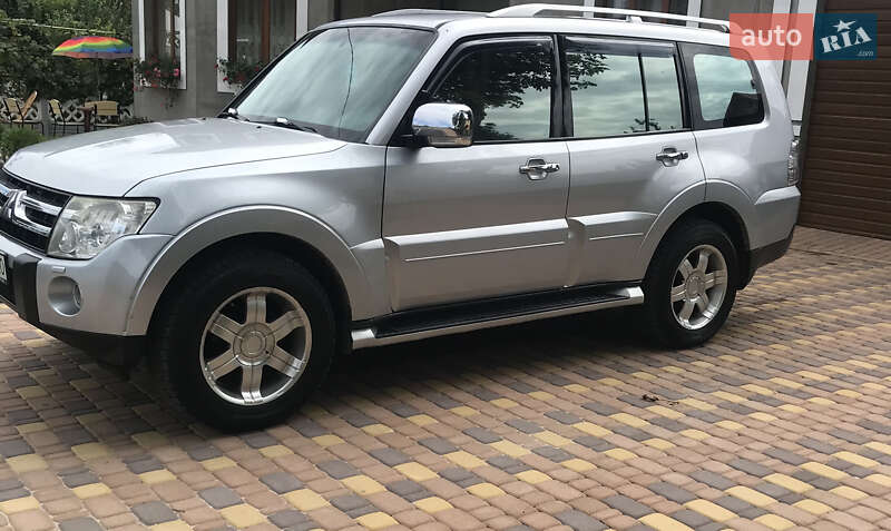 Внедорожник / Кроссовер Mitsubishi Pajero Wagon 2008 в Черновцах
