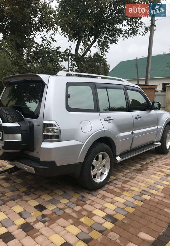 Внедорожник / Кроссовер Mitsubishi Pajero Wagon 2008 в Черновцах