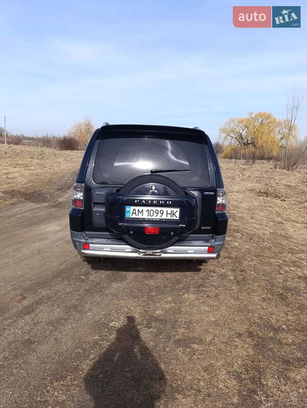 Внедорожник / Кроссовер Mitsubishi Pajero Wagon 2008 в Бердичеве