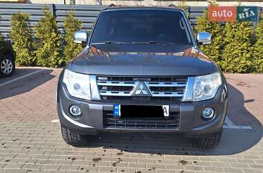 Внедорожник / Кроссовер Mitsubishi Pajero Wagon 2012 в Черкассах