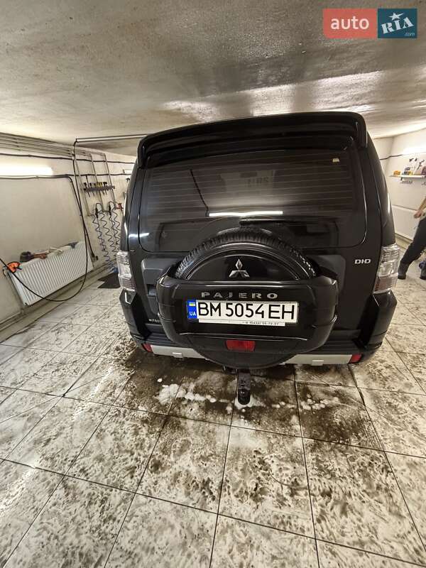 Внедорожник / Кроссовер Mitsubishi Pajero Wagon 2014 в Харькове