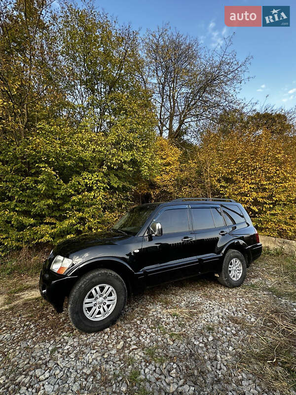 Внедорожник / Кроссовер Mitsubishi Pajero Wagon 2004 в Черновцах