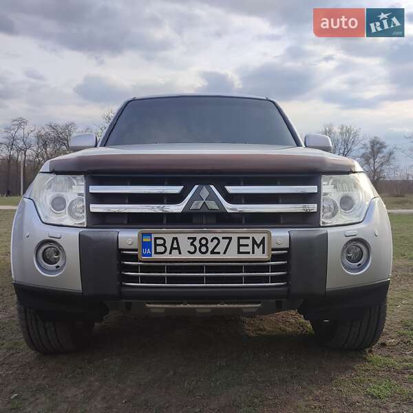 Позашляховик / Кросовер Mitsubishi Pajero Wagon 2007 в Кропивницькому