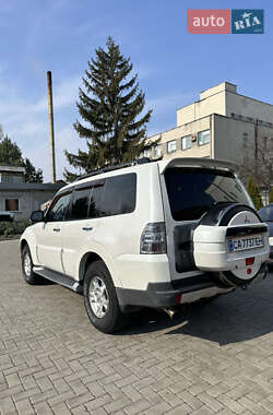 Внедорожник / Кроссовер Mitsubishi Pajero Wagon 2007 в 