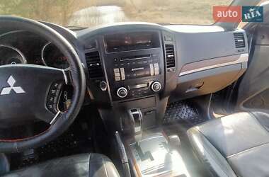 Внедорожник / Кроссовер Mitsubishi Pajero Wagon 2008 в 