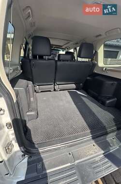 Внедорожник / Кроссовер Mitsubishi Pajero Wagon 2014 в 