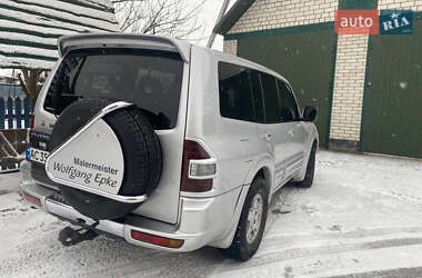 Позашляховик / Кросовер Mitsubishi Pajero Wagon 2002 в 