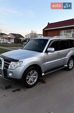 Позашляховик / Кросовер Mitsubishi Pajero Wagon 2008 в 