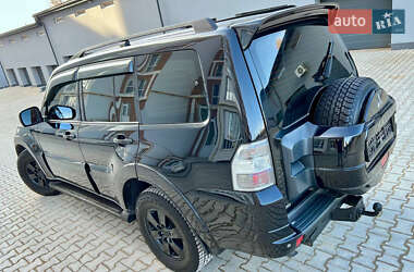Внедорожник / Кроссовер Mitsubishi Pajero Wagon 2008 в 