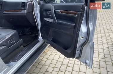 Внедорожник / Кроссовер Mitsubishi Pajero Wagon 2009 в 
