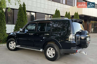 Внедорожник / Кроссовер Mitsubishi Pajero Wagon 2007 в 