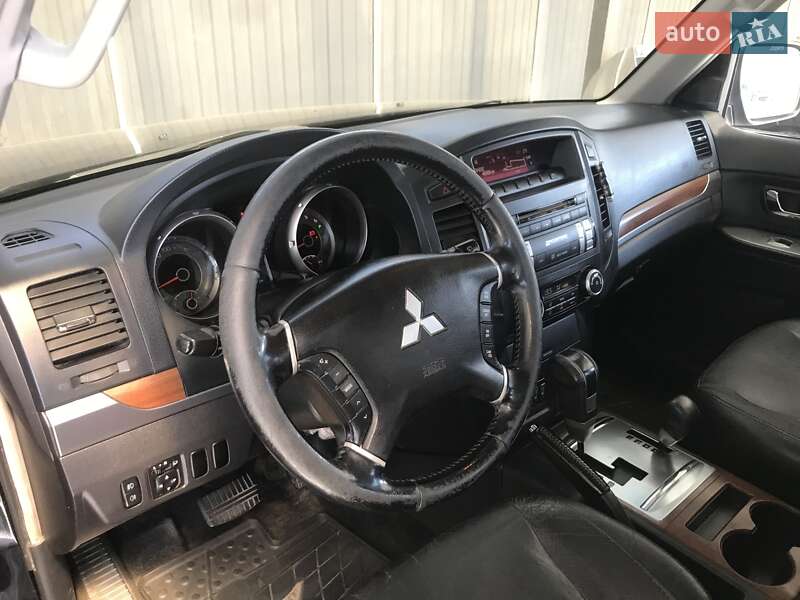 Внедорожник / Кроссовер Mitsubishi Pajero Wagon 2007 в Ужгороде