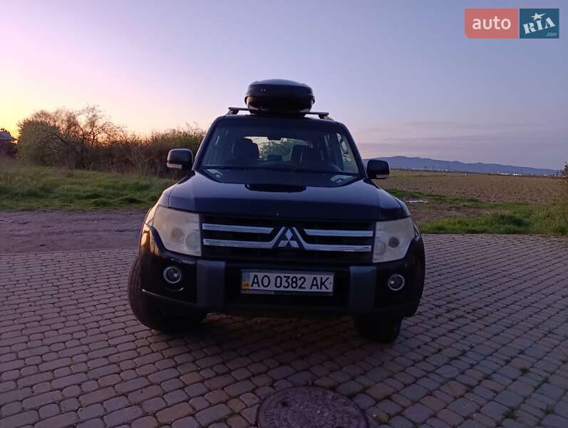 Внедорожник / Кроссовер Mitsubishi Pajero Wagon 2007 в Ужгороде