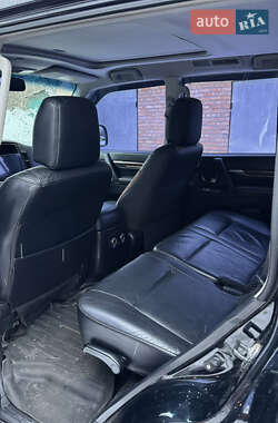 Внедорожник / Кроссовер Mitsubishi Pajero Wagon 2008 в 