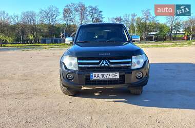 Внедорожник / Кроссовер Mitsubishi Pajero Wagon 2008 в 