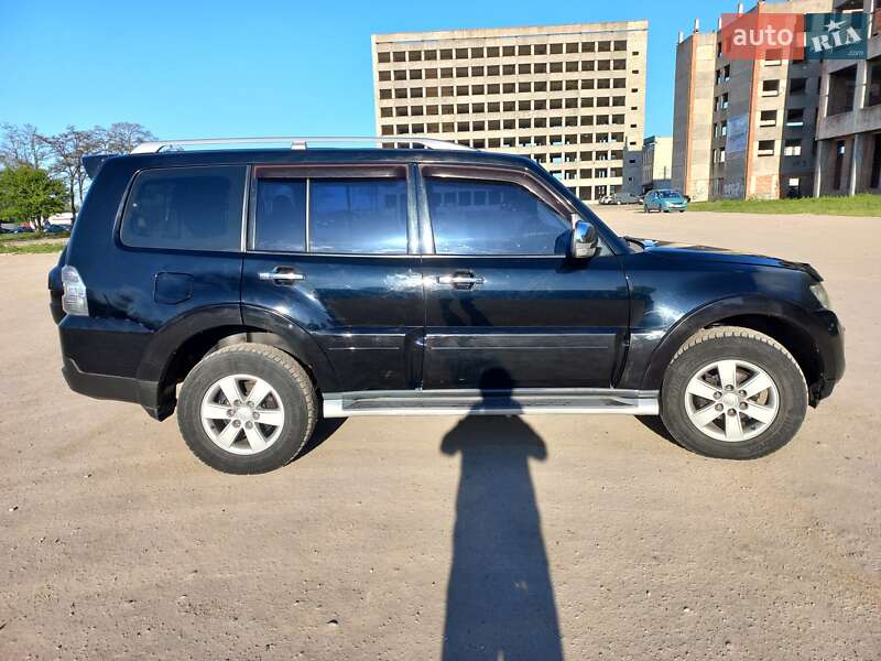 Внедорожник / Кроссовер Mitsubishi Pajero Wagon 2008 в Тернополе