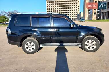 Внедорожник / Кроссовер Mitsubishi Pajero Wagon 2008 в 