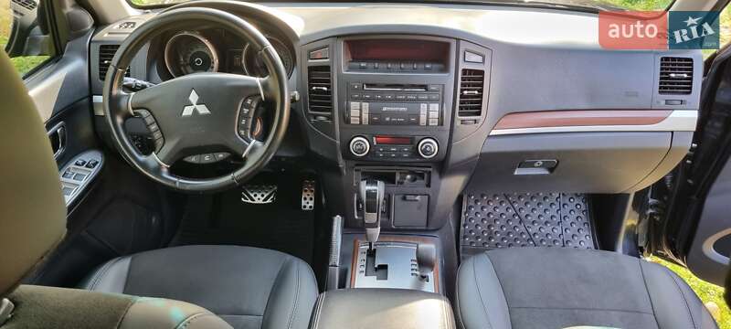 Внедорожник / Кроссовер Mitsubishi Pajero Wagon 2010 в Запорожье