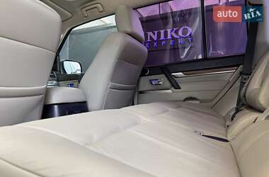 Внедорожник / Кроссовер Mitsubishi Pajero Wagon 2012 в 