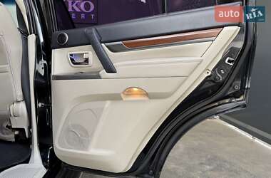 Внедорожник / Кроссовер Mitsubishi Pajero Wagon 2012 в 