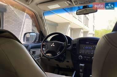 Позашляховик / Кросовер Mitsubishi Pajero Wagon 2007 в 