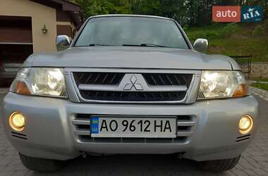 Внедорожник / Кроссовер Mitsubishi Pajero Wagon 2006 в 