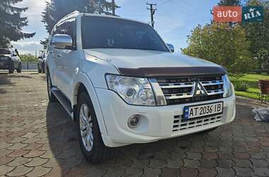 Внедорожник / Кроссовер Mitsubishi Pajero Wagon 2013 в 