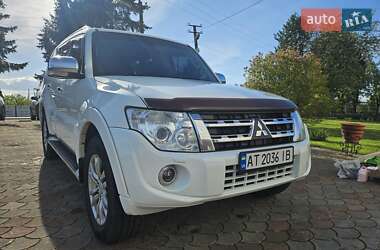 Внедорожник / Кроссовер Mitsubishi Pajero Wagon 2013 в 