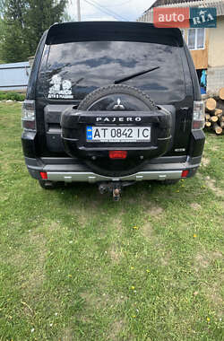 Внедорожник / Кроссовер Mitsubishi Pajero Wagon 2007 в 