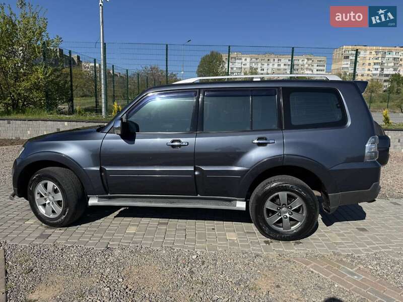Внедорожник / Кроссовер Mitsubishi Pajero Wagon 2008 в Южном