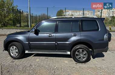 Внедорожник / Кроссовер Mitsubishi Pajero Wagon 2008 в 