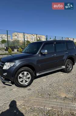 Внедорожник / Кроссовер Mitsubishi Pajero Wagon 2008 в 