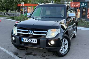 Позашляховик / Кросовер Mitsubishi Pajero Wagon 2007 в 