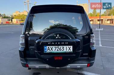 Позашляховик / Кросовер Mitsubishi Pajero Wagon 2007 в 
