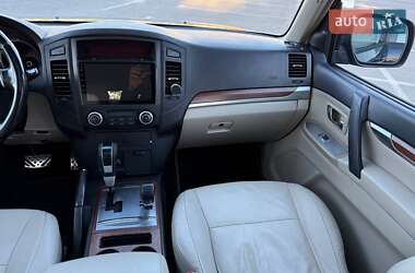 Позашляховик / Кросовер Mitsubishi Pajero Wagon 2007 в 