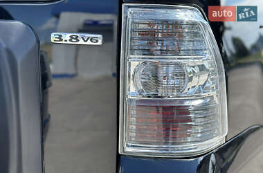 Внедорожник / Кроссовер Mitsubishi Pajero Wagon 2007 в 