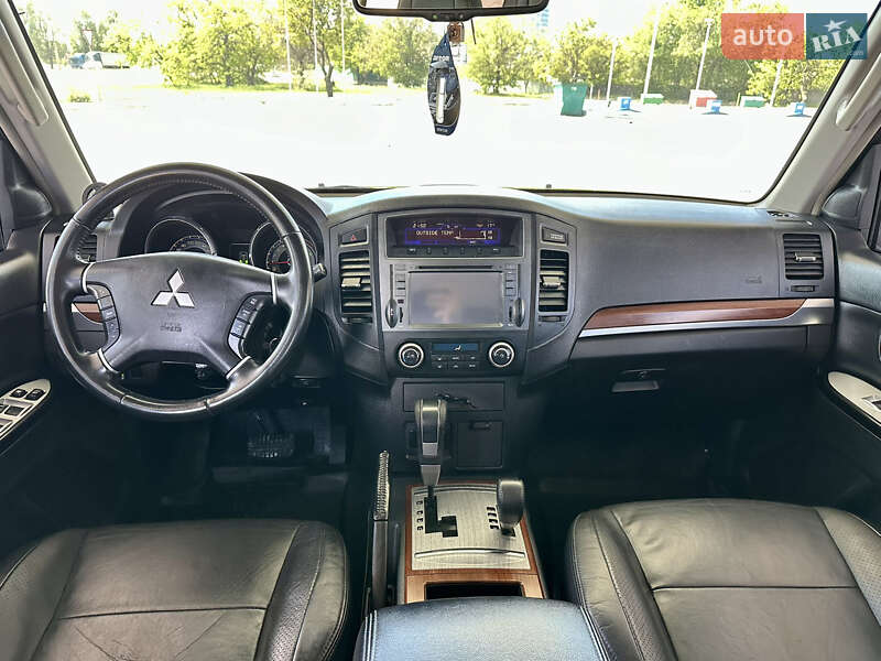 Внедорожник / Кроссовер Mitsubishi Pajero Wagon 2007 в Днепре