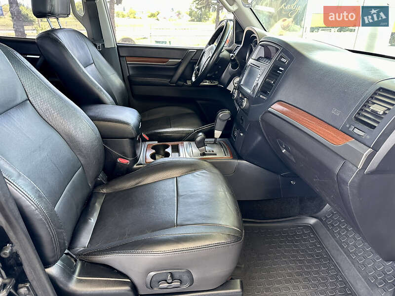 Внедорожник / Кроссовер Mitsubishi Pajero Wagon 2007 в Днепре