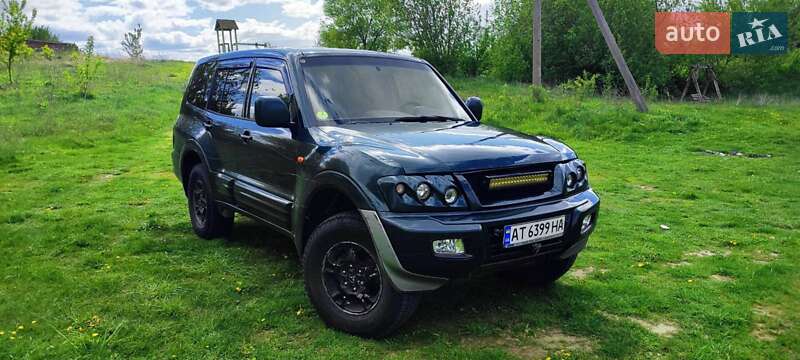 Mitsubishi Pajero Wagon 2002