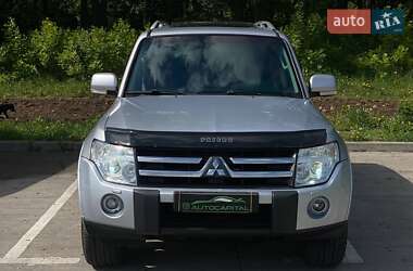 Позашляховик / Кросовер Mitsubishi Pajero Wagon 2008 в 