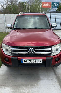 Внедорожник / Кроссовер Mitsubishi Pajero Wagon 2007 в 