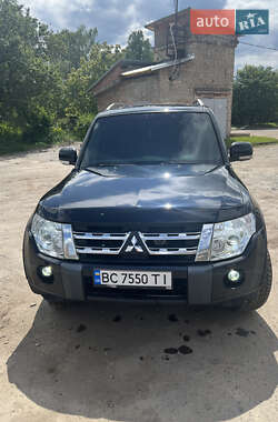 Позашляховик / Кросовер Mitsubishi Pajero Wagon 2007 в 