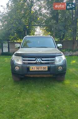 Внедорожник / Кроссовер Mitsubishi Pajero Wagon 2008 в 