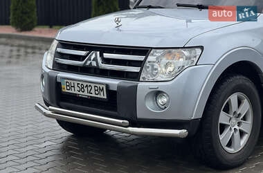 Внедорожник / Кроссовер Mitsubishi Pajero Wagon 2008 в 
