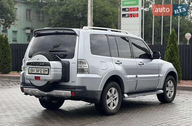 Внедорожник / Кроссовер Mitsubishi Pajero Wagon 2008 в 