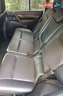 Внедорожник / Кроссовер Mitsubishi Pajero Wagon 2008 в 