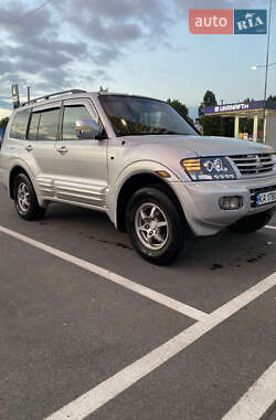 Внедорожник / Кроссовер Mitsubishi Pajero Wagon 2001 в Киеве