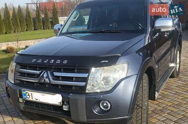 Позашляховик / Кросовер Mitsubishi Pajero Wagon 2010 в 