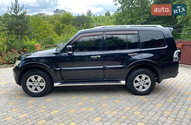 Внедорожник / Кроссовер Mitsubishi Pajero Wagon 2007 в 