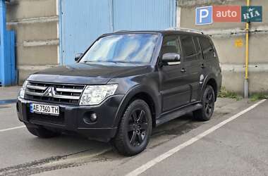 Внедорожник / Кроссовер Mitsubishi Pajero Wagon 2007 в Киеве